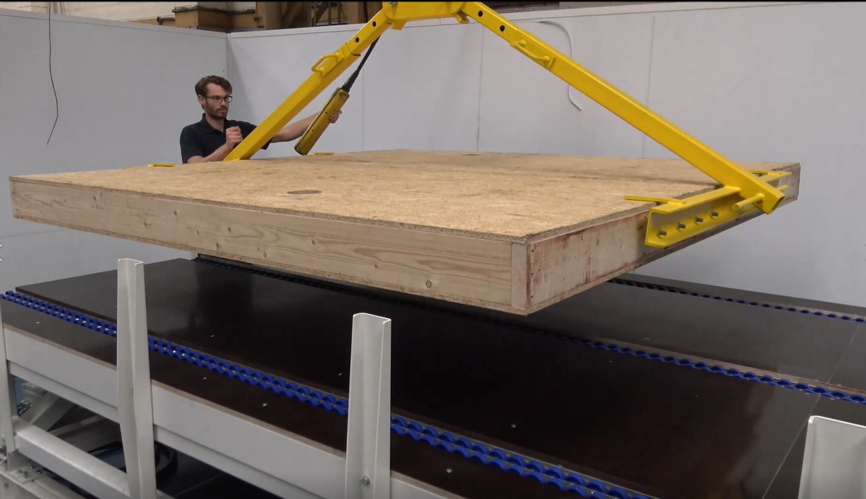 MBA Timber Frame Lift
